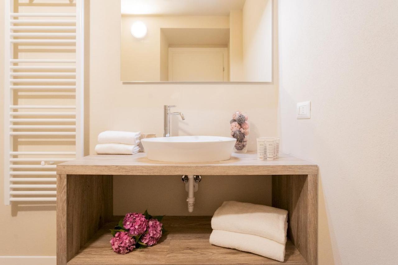 Romantic Escape City Centre With Jacuzzi & Parking By Rent All Όπως Εξωτερικό φωτογραφία