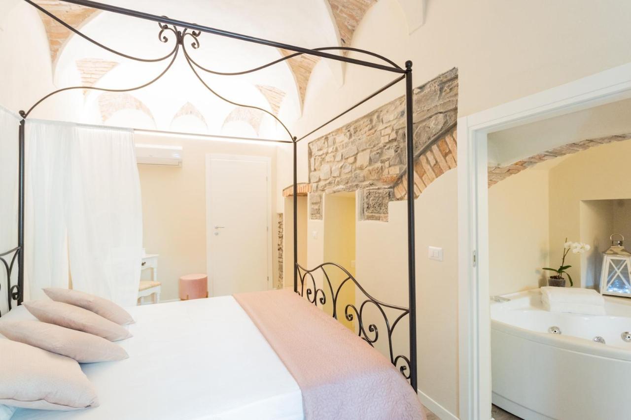 Romantic Escape City Centre With Jacuzzi & Parking By Rent All Όπως Εξωτερικό φωτογραφία