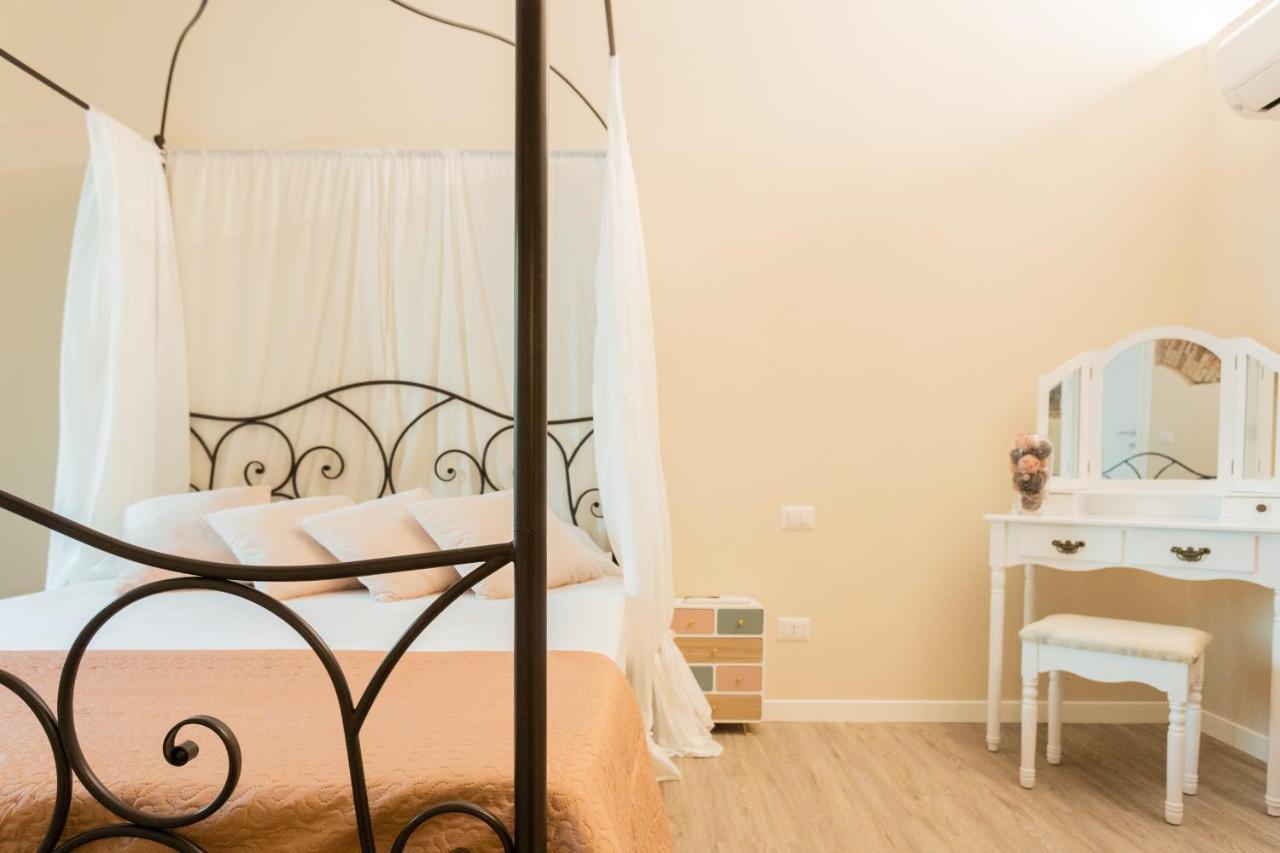 Romantic Escape City Centre With Jacuzzi & Parking By Rent All Όπως Εξωτερικό φωτογραφία